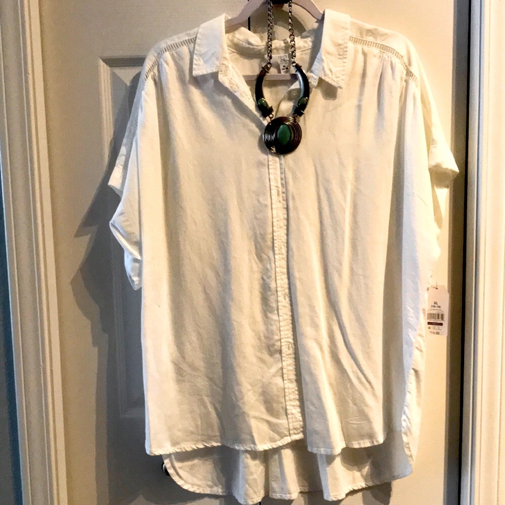 Time and Tru White Top Small Sleeves Size XL FINAL SALE